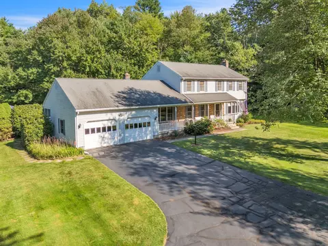 370 Turnpike Rd, Somers, CT 06071