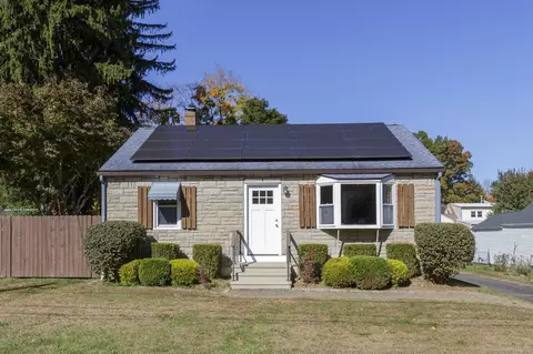 6 Fairchild Dr, Bethel, CT 06801