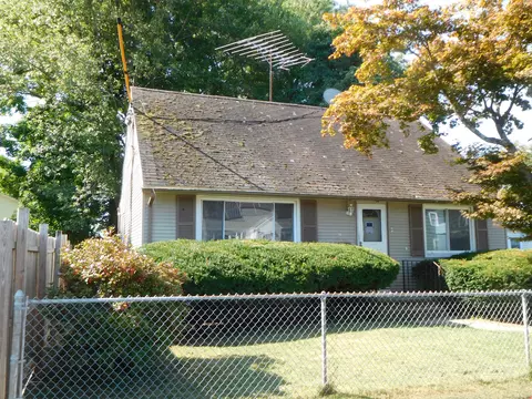 175 Grandview Ave, Bridgeport, CT 06606