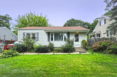 119 Sumac St, West Haven, CT 06516