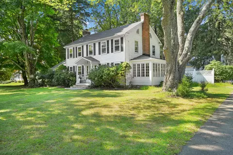 163 Cross Hwy, Westport, CT 06880