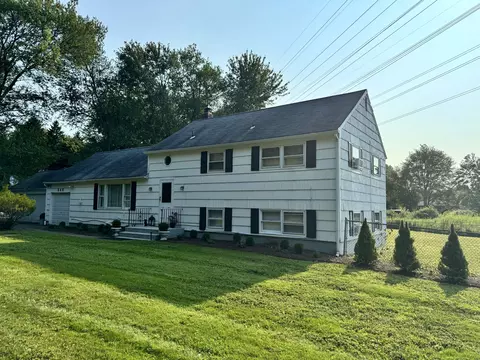345 Edward Ct, Orange, CT 06477