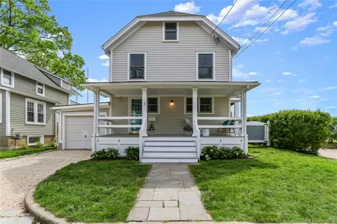 1 Twilight Pl, Norwalk, CT 06854