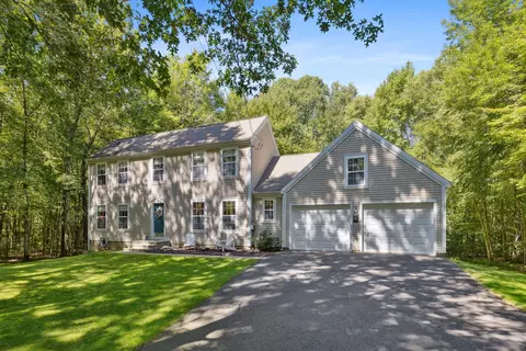 7 E Porter Rd, Ellington, CT 06029