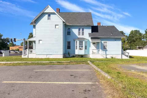 1528 Main St, East Hartford, CT 06108