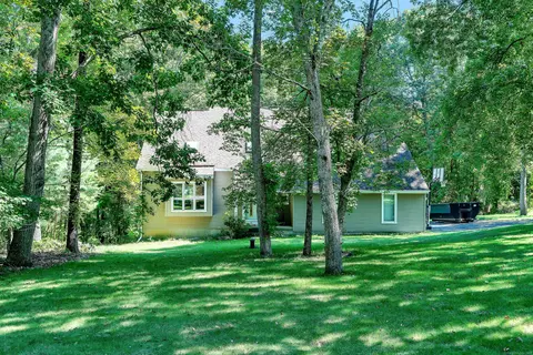 122 Sean Cir, Coventry, CT 06238