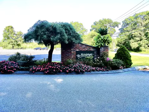 59 Rockledge Loop #59, Torrington, CT 06790
