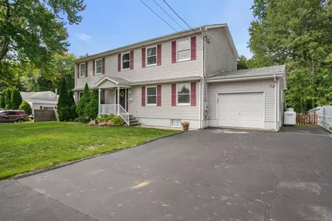 18 Friendly Rd, Norwalk, CT 06851