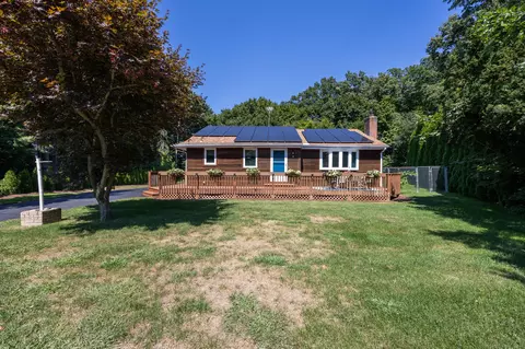 9 Mel Rd, Plainville, CT 06062
