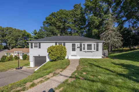 259 Bamford Ave, Waterbury, CT 06708