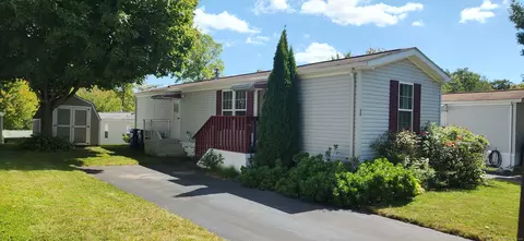 16 Ella Cir, Milford, CT 06460