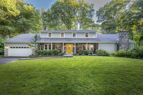 108 Seth Low Mountain Rd, Ridgefield, CT 06877