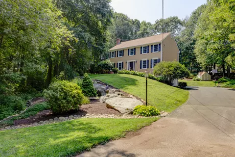 26 Shari Dr, Seymour, CT 06483