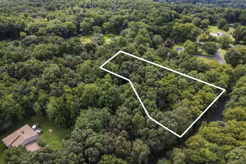 11 Cedar Dr, Killingworth, CT 06419