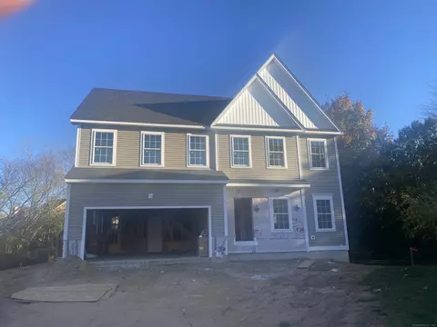 8 Lilac Ter, West Hartford, CT 06117