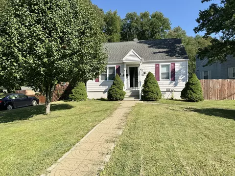 120 Celia Dr, Waterbury, CT 06705
