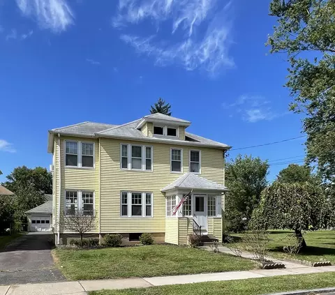 31 Vincent St, West Hartford, CT 06119