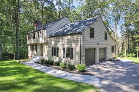 290 Foote Rd, Glastonbury, CT 06073