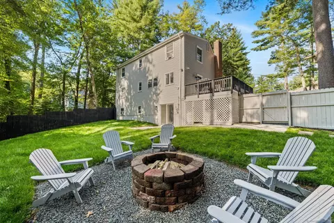 14 Old Simsbury Rd, Granby, CT 06035