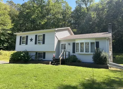 74 Clubhouse Rd, Lebanon, CT 06249
