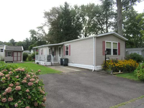 11 Lovely St, Plymouth, CT 06786