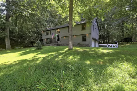 137 Okenuck Way, Shelton, CT 06484