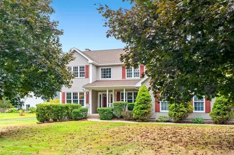 17 Michael Ln, Suffield, CT 06078