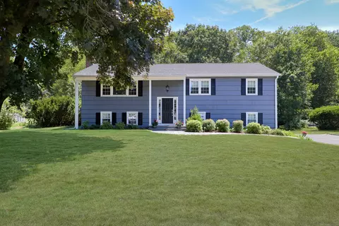 21 Thistle Rd, Norwalk, CT 06851