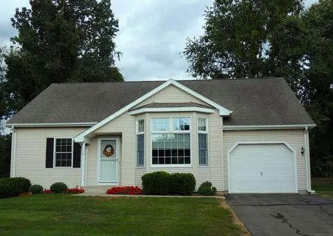 10 Hillside Farms Dr #10, East Windsor, CT 06016