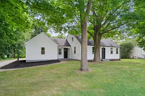 1210 Boston Post Rd, Old Saybrook, CT 06475