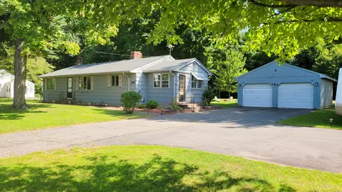 195 Hillstown Rd, Manchester, CT 06040