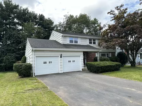 75 Grissom Dr, West Hartford, CT 06110