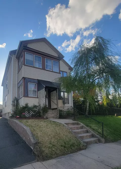 118 Dudley St, New Britain, CT 06053