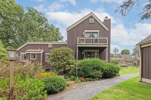 247 Heritage Vlg #C, Southbury, CT 06488