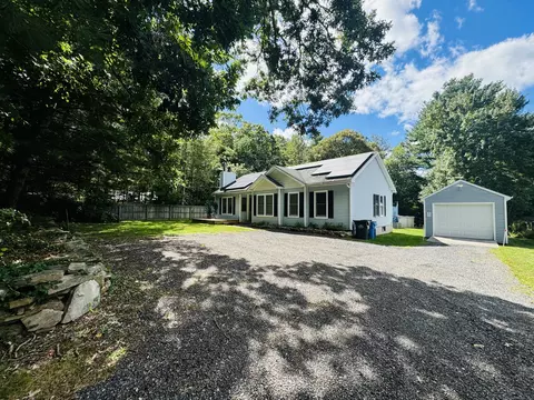 49 Laiho Rd, Sterling, CT 06377