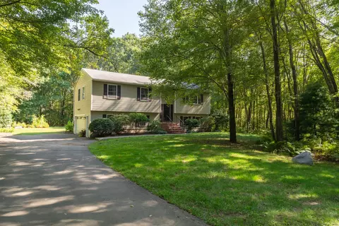 2270 Durham Rd, Madison, CT 06443