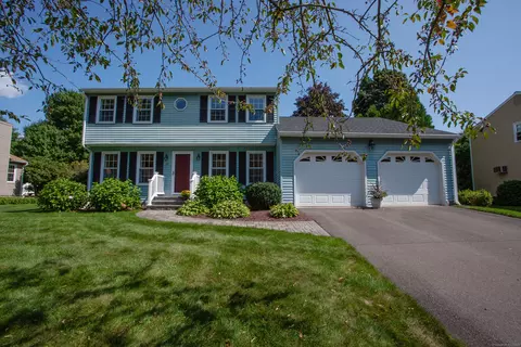 15 Cope Farms Rd, Farmington, CT 06032