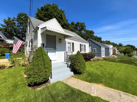 74 Heather Ln, New Britain, CT 06053