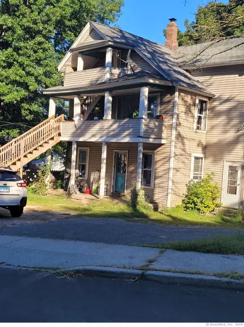 59 Hill St, Torrington, CT 06790