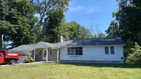 20 Mercier Ave, Bristol, CT 06010