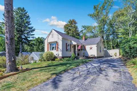 11 Hillhouse Rd, Waterbury, CT 06705