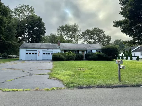 22 Weaver Cir, North Haven, CT 06473