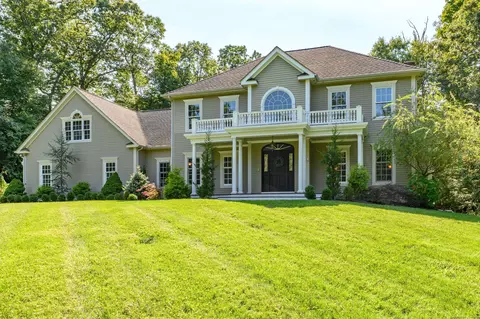 2350 Shepard Ave, Hamden, CT 06518 photo 1