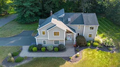 11 Old Parish Dr, South Windsor, CT 06074