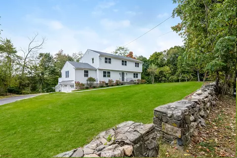 95 Weed Ave, Norwalk, CT 06850