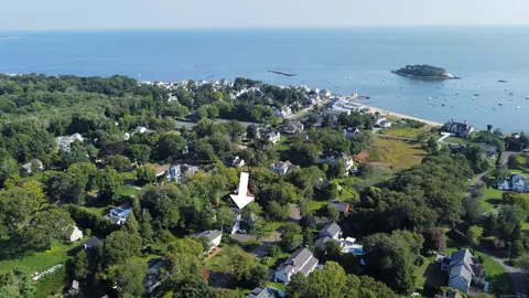 24 Windward Ln, Madison, CT 06443