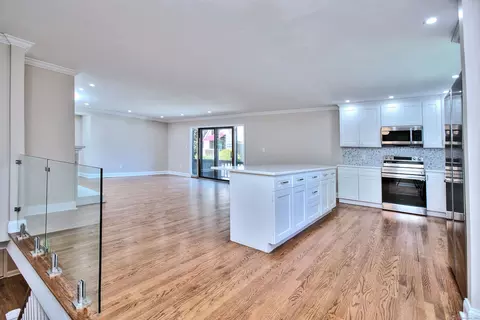 208 Acorn Ln #A, Stratford, CT 06614