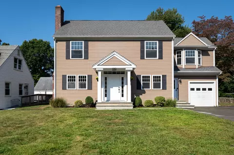 52 Kane Ave, Stamford, CT 06905