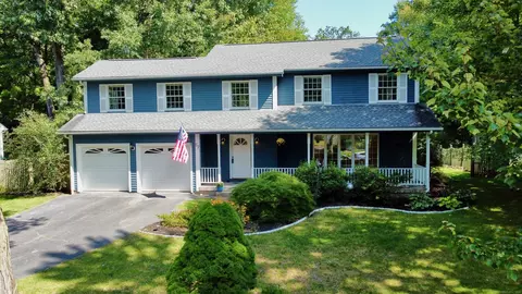 27 Ethan Dr, Windsor, CT 06095