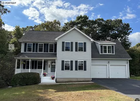 12 Andersen Ln, Montville, CT 06370